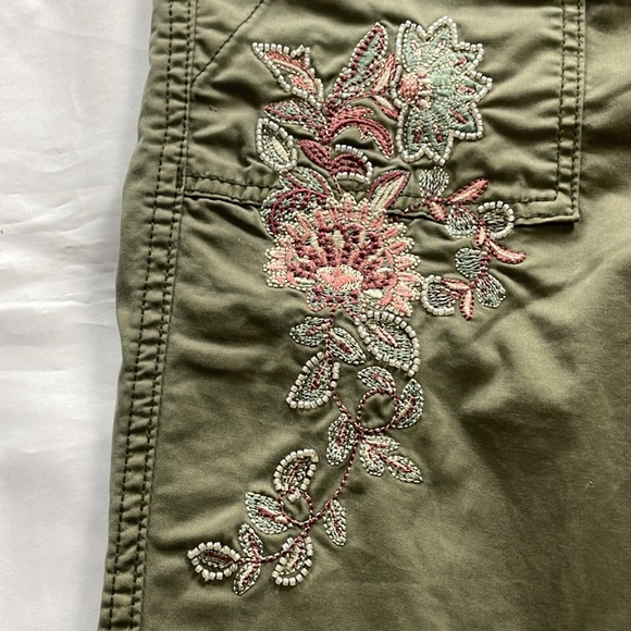 Women’s size 4 olive green Westport Signature Fit Boyfriend Twill Stretch pants - Picture 5 of 12